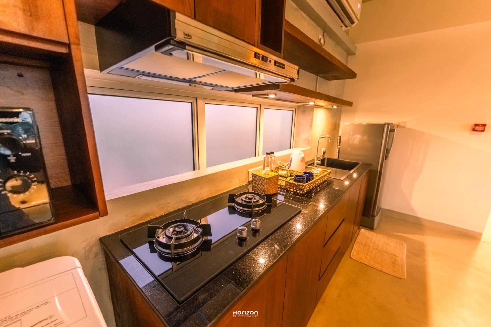 Hotel 50 By The Sea Dehiwala-Mount Lavinia Zewnętrze zdjęcie